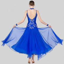 Load image into Gallery viewer, Dress Pattern 475